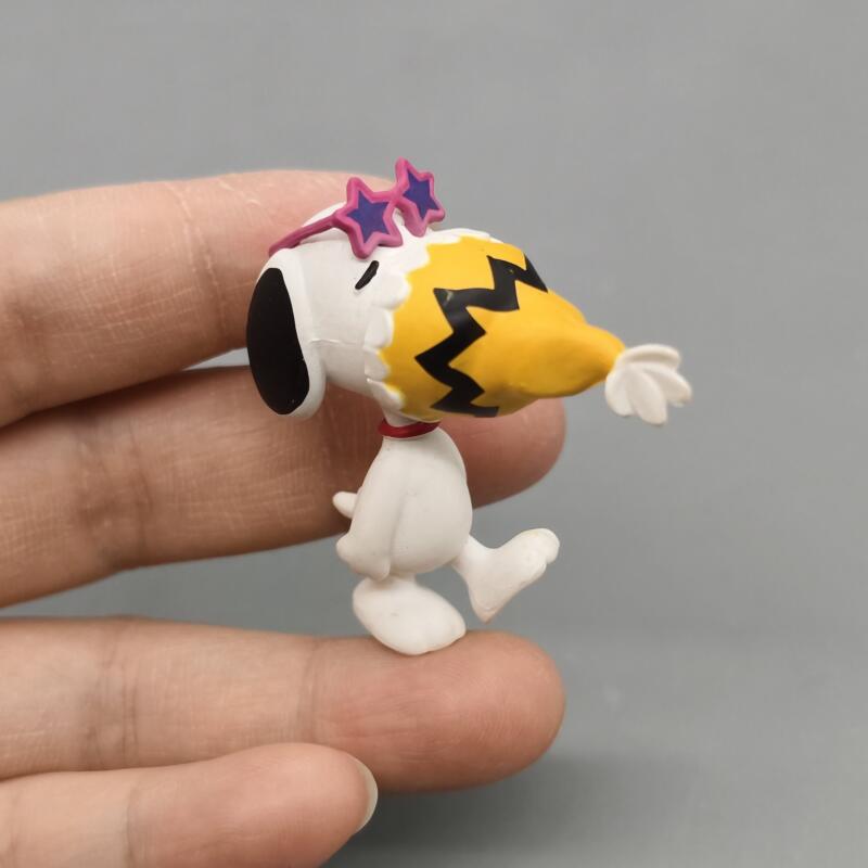 Snoopy Anime Character Figure  - Interior Design Apartment review and price