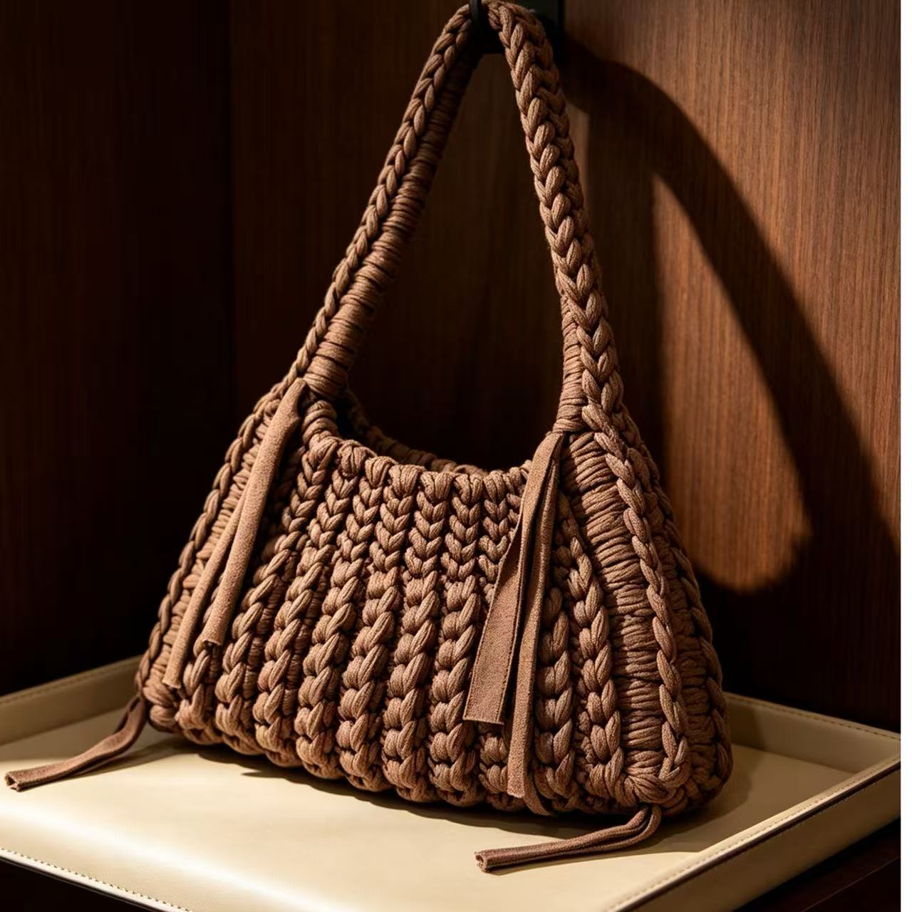Women's Handbag with a Fashion - Interior Design Its review and price